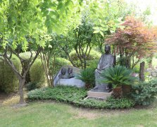 穿越时光的艺术传奇：致敬吴昌硕巨匠