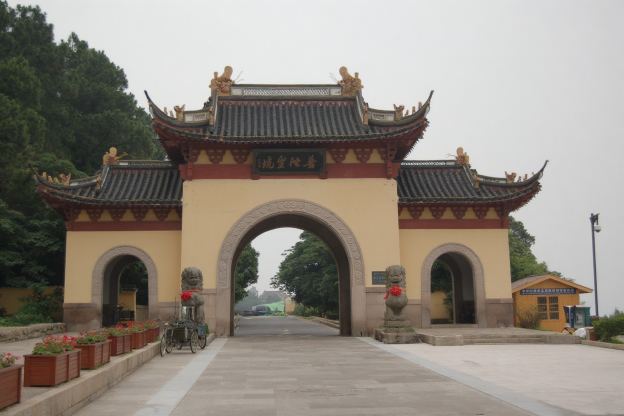 以门楼为笺，镌刻时代的匠心诗行